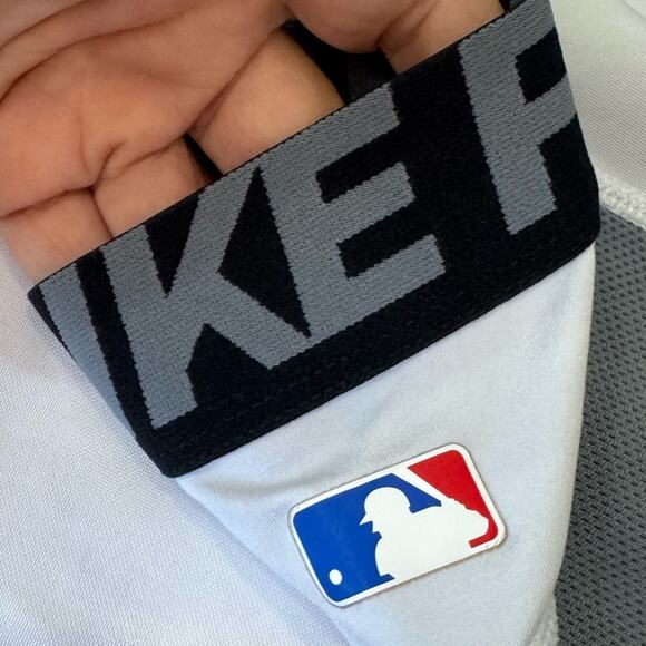 Nike MLB Player Training Bottom Short Hyperstrong Men’s slider Size small - Picture 7 of 8